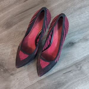 Stylish Red and Black Women's Shoes